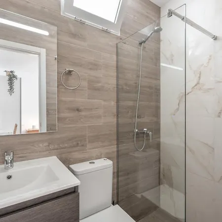 ático, Sol Y Terraza Privada Apartamento Guaza